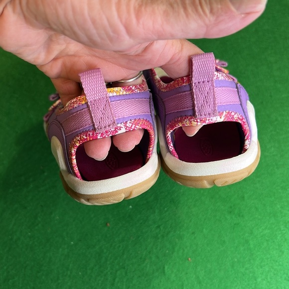 KEEN BIG KIDS KNOTCH CREEK OPEN TOE PURPLE SANDALS SZ 13 - Picture 3 of 13